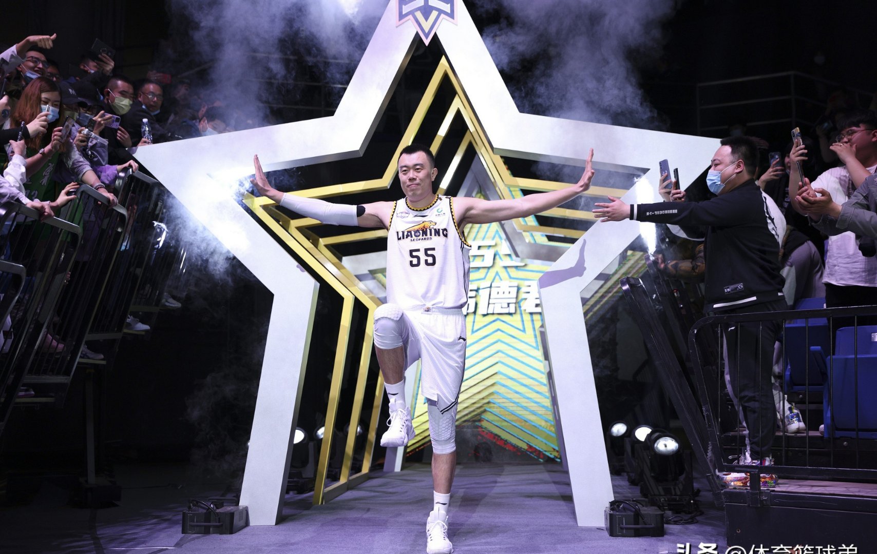 Leyu app-包含辽宁本钢发布备战花絮，窗口期主帅复盘，德国杯任务艰巨，年轻球员得到机会的词条-Leyu app